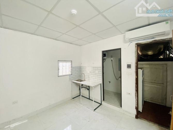 Chính chủ bán CCMN 8 tầng, thang máy, 109m, Doanh thu 200tr/tháng, Yên Xá