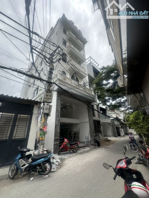 BÁN NHÀ PHỐ TRẠM 61M2, 6 TẦNG THANG MÁY, NGÕ THÔNG, ĐƯỜNG 2 Ô TÔ TRÁNH NHAU