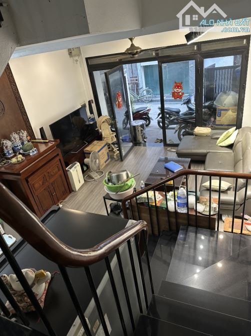 🏡 SIÊU PHẨM THỔ CƯ - CÁCH HỒ 30M - NGÕ Ô TÔ TRÁNH 🏡 💥NHÀ DÂN XÂY 5 TẦNG – MẶT TIỀN RỘNG