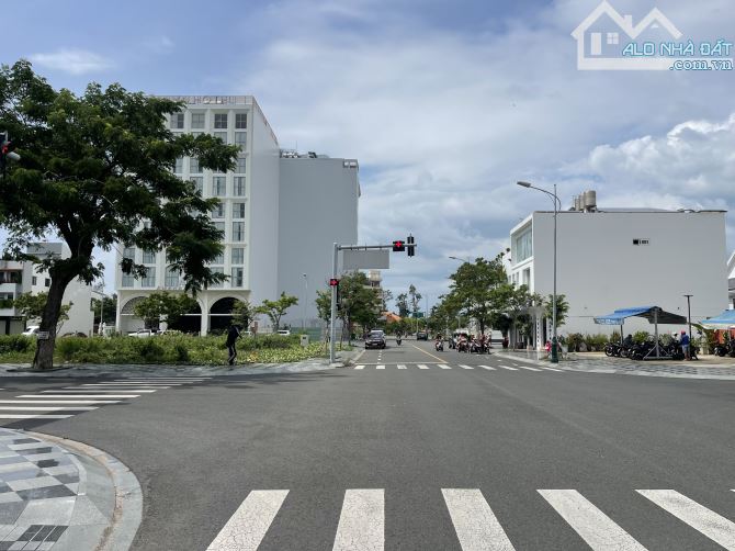 Bán 123m2 Góc 2 mặt tiền Khu Ocean Dunes, ngay trung tâm, Cách biển 200m