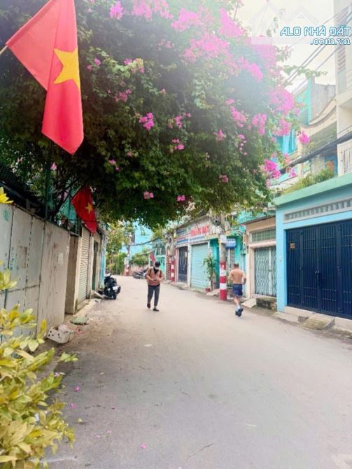 Bán nhà Tân Bình HXT kinh doanh đường Âu Cơ 60m 3 tầng chỉ 7.4 tỷ