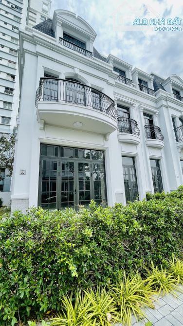 Bán Nhà Biệt thự liền kề, dt 6 x 22m, 1 trệt 2 Lầu, Almelie Vila  Mỹ Hưng, Nhà Bè, giá 12