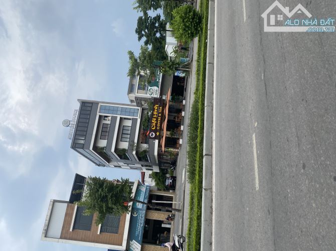 KHOẢNG 3 T.Ỷ CÓ NHÀ CẤP 4 ĐÁ HOA, Ô TÔ ĐỖ CỔNG, NGUYÊN KHÊ, LÊ HỮU TỰU, QL3, Võ Nguyên Giá