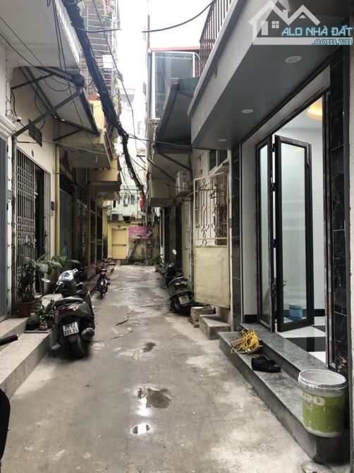 Lô góc Đào Tấn_Ba Đình_Ngõ Thoáng 3 Gác Tránh_Bãi Ôtô 20m_An Sinh_DT 32m2*5T_Giá 6.9 Tỷ
