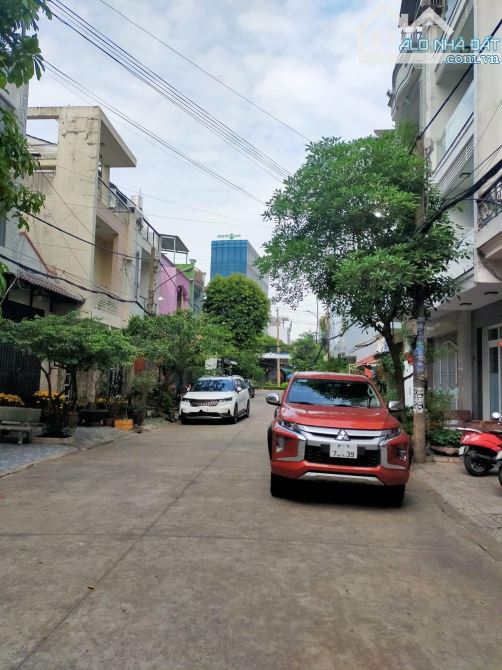 Bán CHDV hẻm 5m nhà 6 tầng 10p TN50tr1th Thăng Long P4 Tân Bình 4,5x10m 9ty5