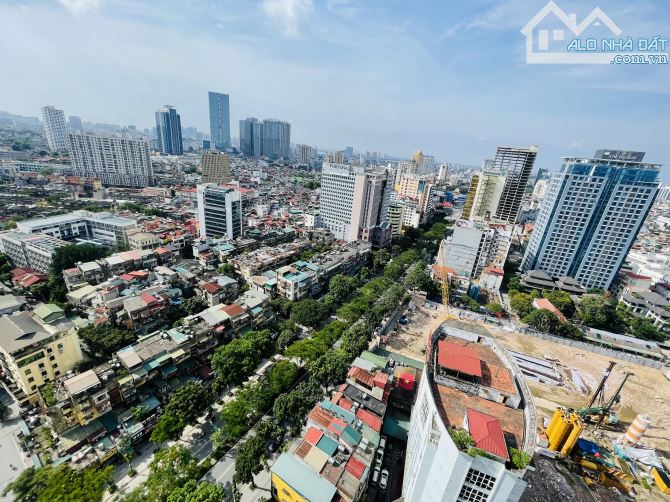 Bán Gấp ! Căn Hộ Chung Cư 57 Láng Hạ, 199m2, 4 Ngủ, View Thành Phố Giá 16,9 Tỷ