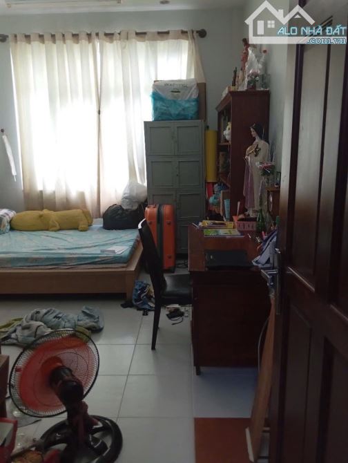 Hxh - Nhà 4 tầng kiên cố - Dt:79.4m² ( 8.13 x 8.6m) – P.Bình Trưng Tây – Q.2- 10,3 tỷ
