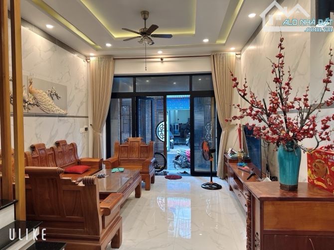 Nhà 3 TẦNG, đường TRẦN THỊ HÈ, P. Hiệp Thành, Q12, dt 70m2 (5mx15m),💰6,65Tỷ. Đường 6m