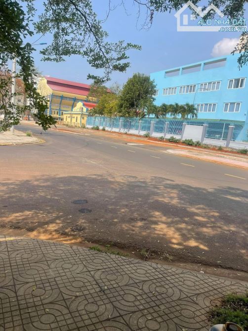 2 LÔ LIỀN KỀ KHU ĐẤU GIÁ LÊ VỤ MỚI: GIÁ 5 tỷ/lô