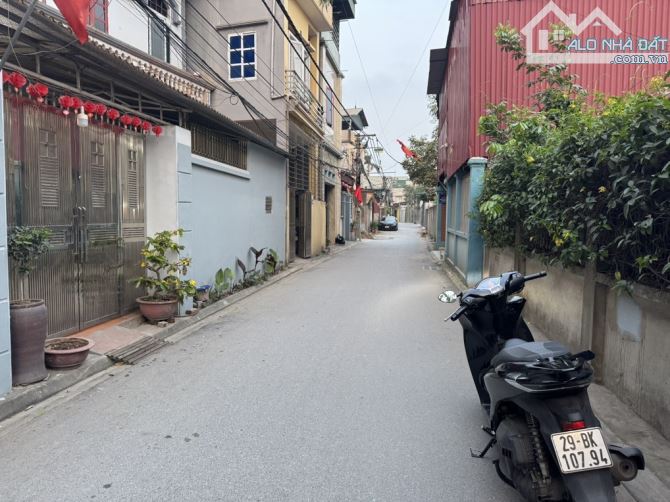 Bán 60m2 đất làng nghề Kiêu Kỵ, giá RẺ NHẤT THỊ TRƯỜNG