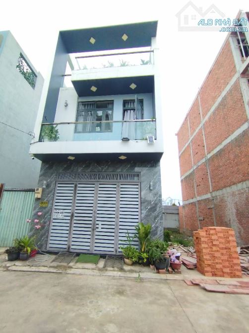 Bán nhà 3 tầng đường thạnh Xuân 25 phường thạnh Xuân quận 12