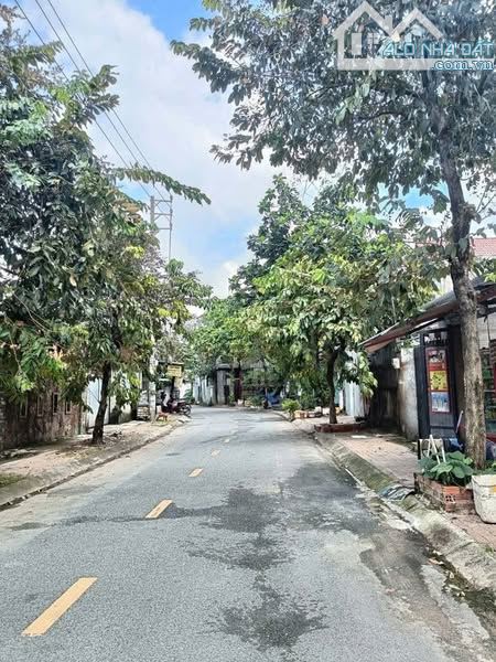 Bán đất mặt tiền 7x22m giá 6,8 tỷ Đường Tân Xuân 3, Hóc Môn