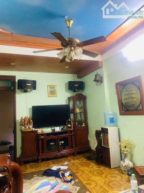Cần Bán Gấp nhà phố Nguyễn Khánh Toàn chỉ 5,4 tỷ