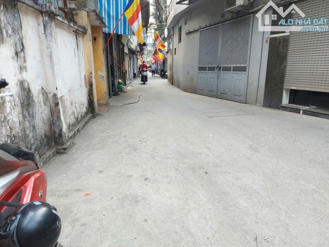 GIÁ RẺ BẤT NGỜ , TAM TRINH , 41M2 , Ô TÔ ĐỖ CỬA , KINH DOANH , SÁT CẦU MAI ĐỘNG , 6,8 TỶ