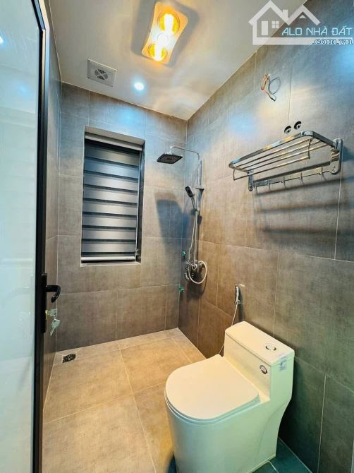 Bán nhà 4 tầng tại Lạch tray ,Ngô Quyền Giá 5ty450 - 10