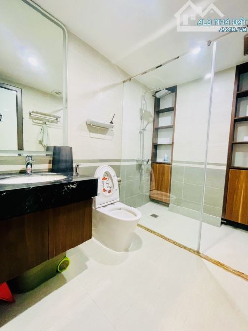 Bán nhà mặt phố cổ hiếm có phố Phùng Hưng-phường Hàng Mã -Quận Hoàn Kiếm