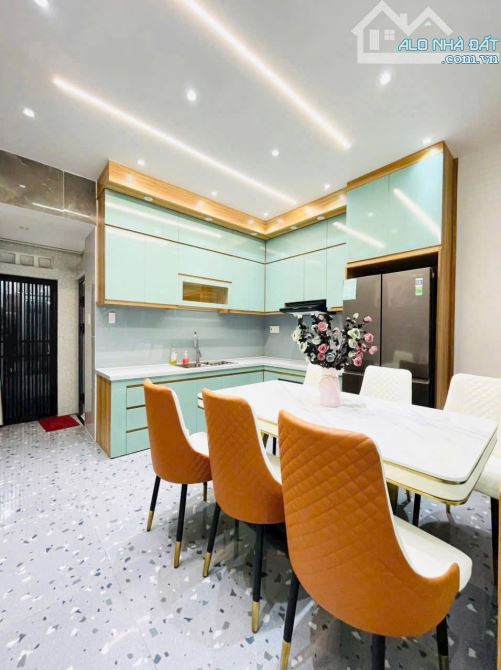 60M2 4TẦNG 4PN NGAY EMART NHỈNH 7tỷ MỚI - 1