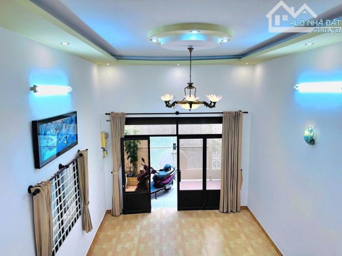 Rẻ nhất khu vực K300, bán nhà Nguyễn Thái Bình, P12, Tân Bình, 127m2, 2 tầng, nhỉnh 16 tỷ - 1