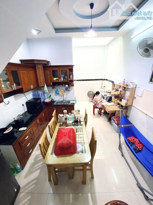 Bán nhà Thạnh Lộc 41,Q12, HXH Cách Hà Huy Giáp 50m,76M2(4x19)- GIÁ 5.1ty - 1