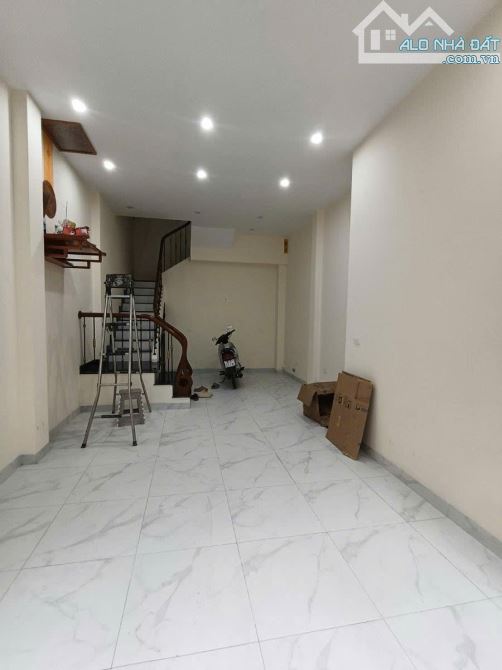 Bán nhà ngõ Thống Nhất - 31m2 - 10.6 tỷ - 1