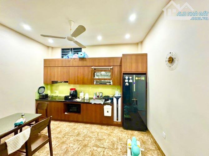 Quan Thổ DT: 46m2, 4tầng,giá: 7.67 tỷ Đống Đa - 1
