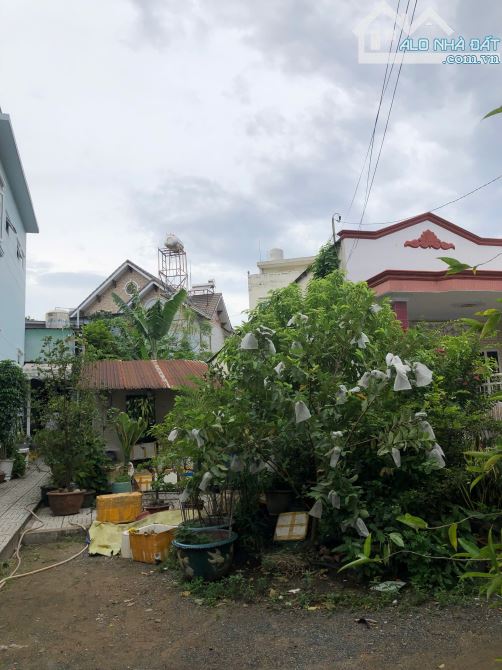 Lô đất full thổ đẹp - HXH - 171 m2 (6.1 x 28m) - 1 sẹc Nguyễn Thị Định, Quận2- chỉ 69tr/m2 - 1