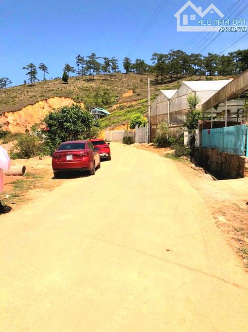 Bán gấp đất view đẹp khu dân cư Măng Lin gần trung tâm Đà Lạt, sổ riêng thổ cư - 1