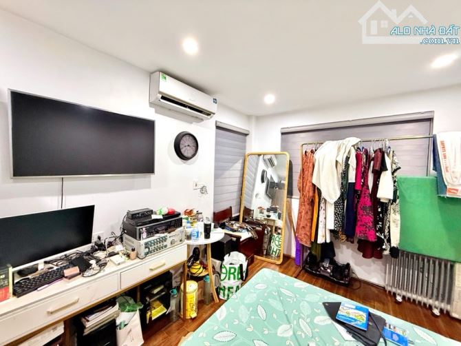 Bán Nhà Trương Định Ngõ Nông,Full Nội Thất,32m2,5 tầng,6.8tỷ - 1