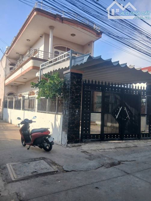 Bán nhà 2 tầng, sổ thổ cư 6x24m. 1 sẹt đường Đồng Khởi. Gần ngã 4 Tân Phong - 1