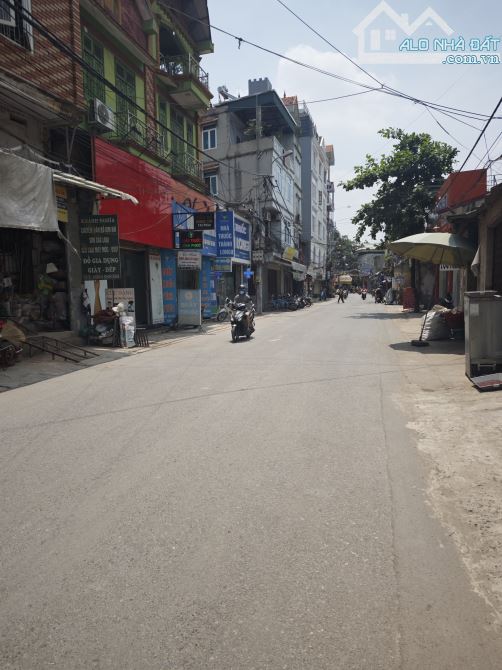 Bán mảnh đất thôn 3 Vạn Phúc, 46m2, ô tô vào đất, giá 3,65 tỷ - 1