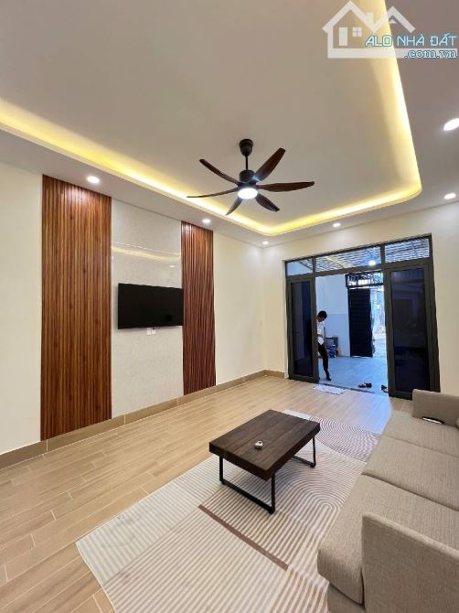 Bán nhà đẹp 2 mặt tiền HXH Nguyễn Văn Quá Q.12 – 2 TẦNG - 88M2 – CHỈ 4.7 TỶ - 1