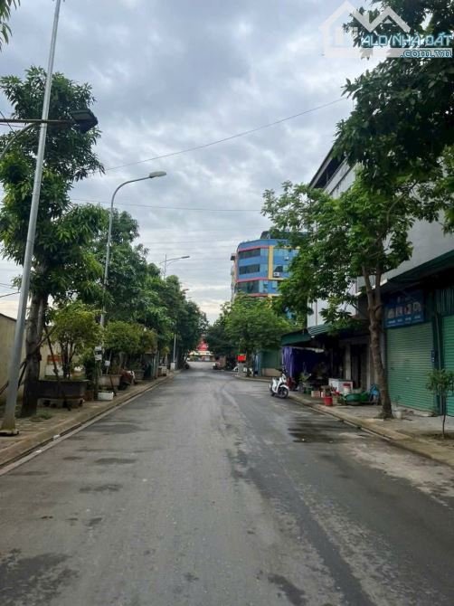 Bán gấp! Cổng Đồng La Khê, Lê Trọng Tấn, DT 50m2, MT 4m, ô tô tránh, vỉa hè, nhỉnh 11 tỷ - 1