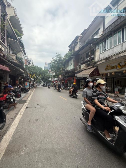 Bán nhà mặt phố cổ Hàng Điếu Hoàn kiếm 6 tầng thang máy nhập khẩu kinh doanh sầm uất DT 52 - 1