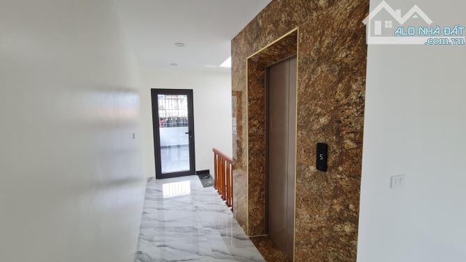 Bán gấp! Thanh Bình, Hà Đông 50m2*5 tầng, lô góc, ô tô tránh, vỉa hè, thang máy, hơn 11 tỷ - 1