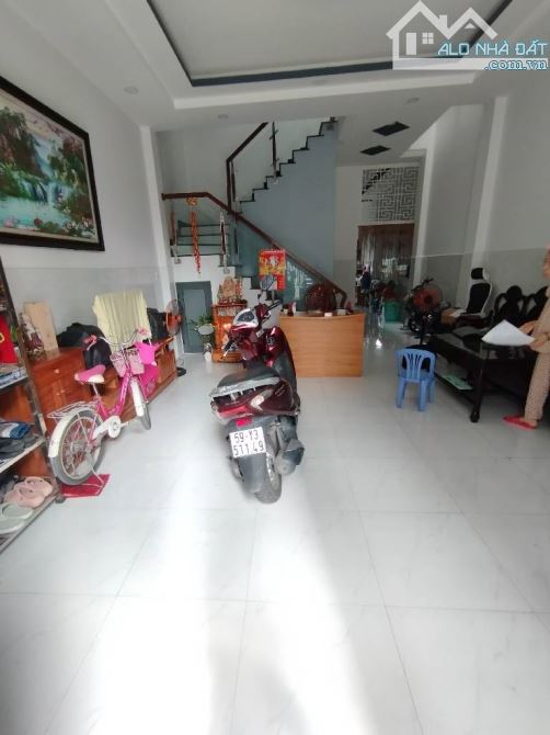 Bán nhà 3 tầng đường thạnh Xuân 25 phường thạnh Xuân quận 12 - 1