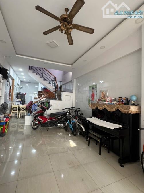 Quận 7 - Hẻm xe tải - Đương số 1 - Bình Thuận - 116m2 - Giá 15.8 tỷ - 1