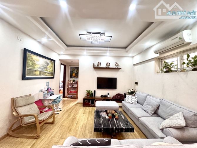 🌟 BÁN CĂN GÓC CHUNG CƯ VIỆT HƯNG – 103M² – 3 NGỦ – NỘI THẤT XỊN – GIÁ CHỈ NHỈNH 5 TỶ 🌟 - 1