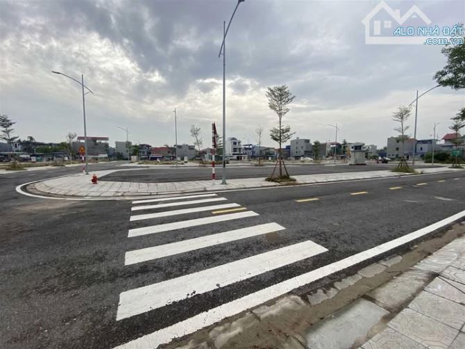 Bán lô góc Trục chính TĐC Phương Khê, kinh doanh, buôn bán tốt, giá 3,8 tỷ - 1
