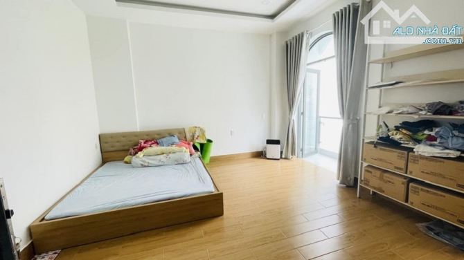 Bán nhà 5 tầng hẻm 8m Nguyễn Cảnh Chân, Quận 1, 80m², ngang ~5m, chỉ 17 tỷ hơn - 1