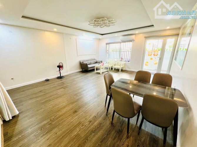 Tập thể 2 thoáng Thành Công💥80m2💥3 Ngủ+WC💥khép kín💥Nhà Xịn💥Sổ Đỏ💥Hạ còn 5 Tỷ. - 1