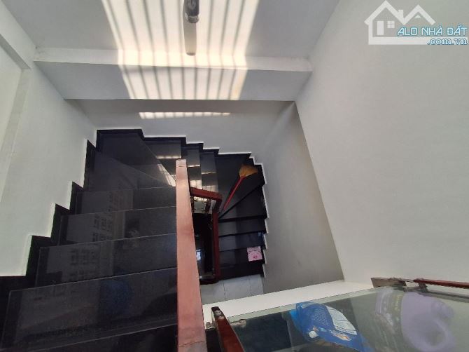 Nhà đẹp 92m2 ngang 8.1m, 3 tầng, oto ngủ trong nhà - 12