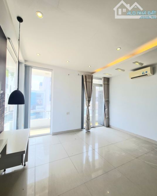 🌟🌟 HOT HOT CỰC PHẨM BIỆT THỰ 3 TẦNG ĐƯỜNG NGUYỄN VĂN LINH 🌟🌟 GIÁ 22,8 TỶ - 12
