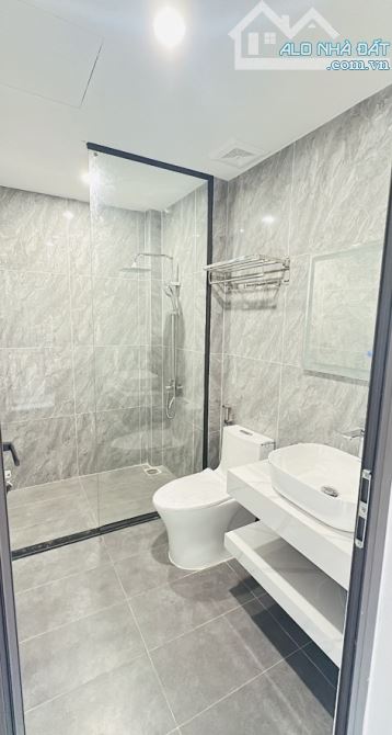 BÁNn HOA HẬU 4 TẦNG ĐẸP LONG LANH NỘi THẤT XỊN 53M VĨNH NGỌC ZÁ RẺ - 14