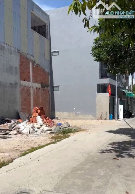 BÁN NHÀ TẶNG DÃY  AN HẢI ĐÔNG 1-2 MẶT TIỀN TRƯỚC SAU - DIỆN TÍCH LỚN - MẶT TIỀN RỘNG - GẦN - 2
