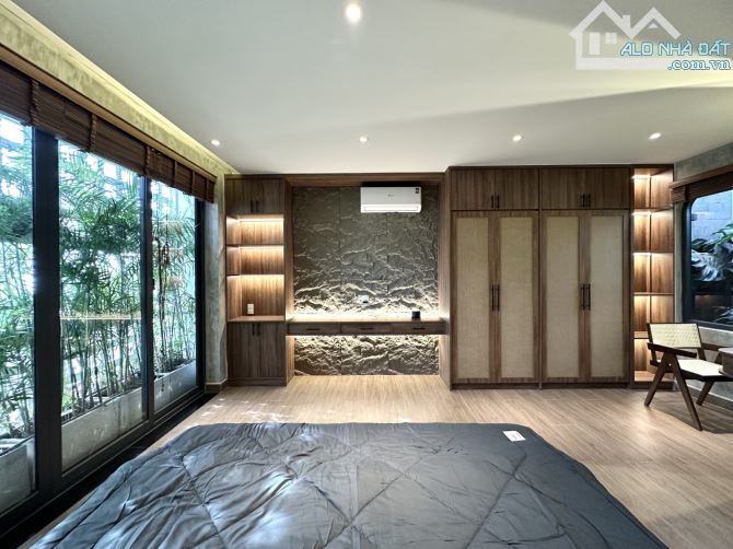 Gò Vấp - Hẻm xe tải - Nhà 6 Tầng - Thang máy - Gara oto - Hoàn công đủ - 66m2 - Mua ở liền - 2