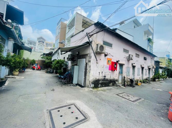 Hẻm xe hơi 8m,1 sẹc,Phan Huy Ích, Gò Vấp,130m2, ngang 8m dài 16m, lô góc 2mt ,Gía 10,8 tỷ - 2