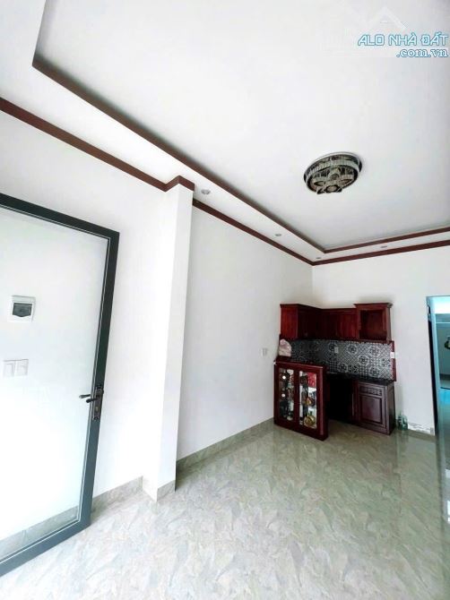 Nhà nhỏ xinh, mt 27 Nơ Trang Gưh, kinh doanh được, 2.170 - 2
