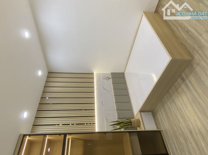 Bán Nhà Nguyễn Cao Full Nội Thất,Ngõ nông,25m2,4 tầng,5 tỷ - 2