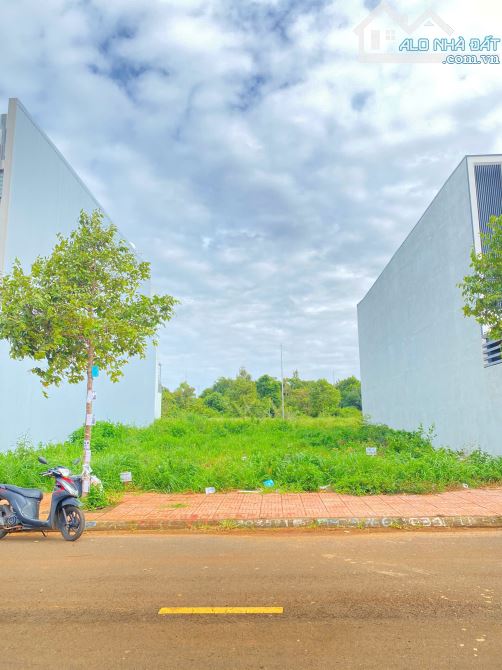 💥  Bán Lô Đôi TDP8 - Tân An. Dt: 10x24m. 💰  12,5 Tỷ - 2