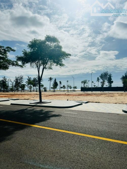 Bán căn biệt thự Biển 1 trệt 2 lầu D2 khu Ocean Dunes, Biển Đồi Dương, Cách biển 100m - 2